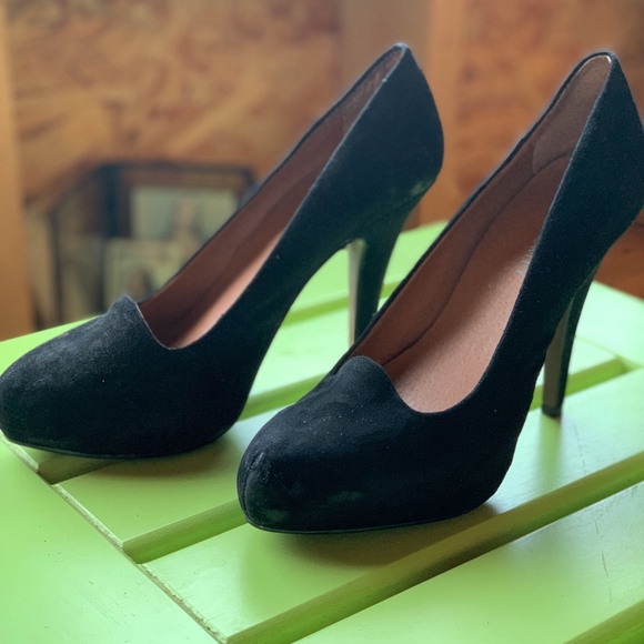 Cynthia Rowley Suede Heels - Picture 1 of 6